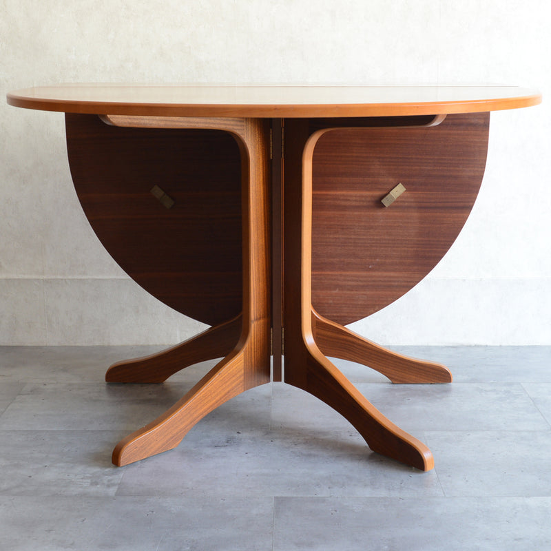 Sutcliffe サトクリフ オーバルゲートレッグテーブル02