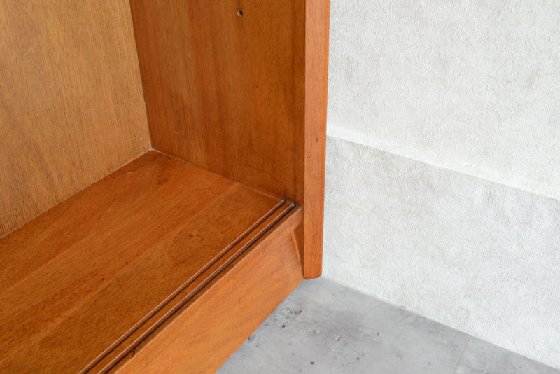 Herbert E. Gibbs ガラス扉キャビネット009