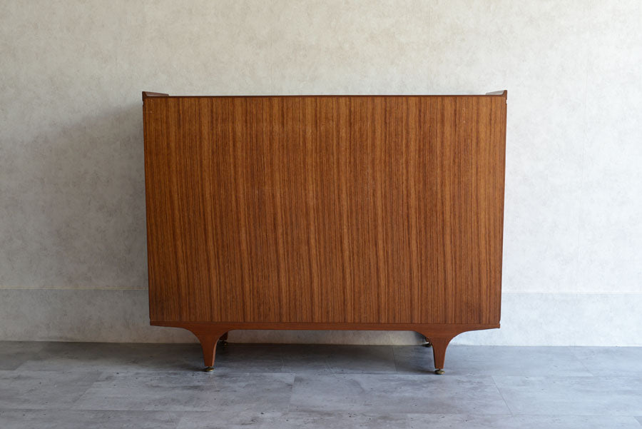 60sガラス扉キャビネット010