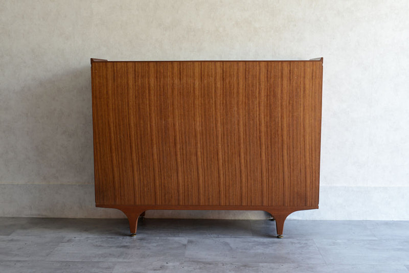 60sガラス扉キャビネット010