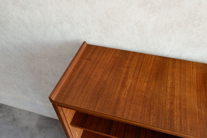 60sガラス扉キャビネット010