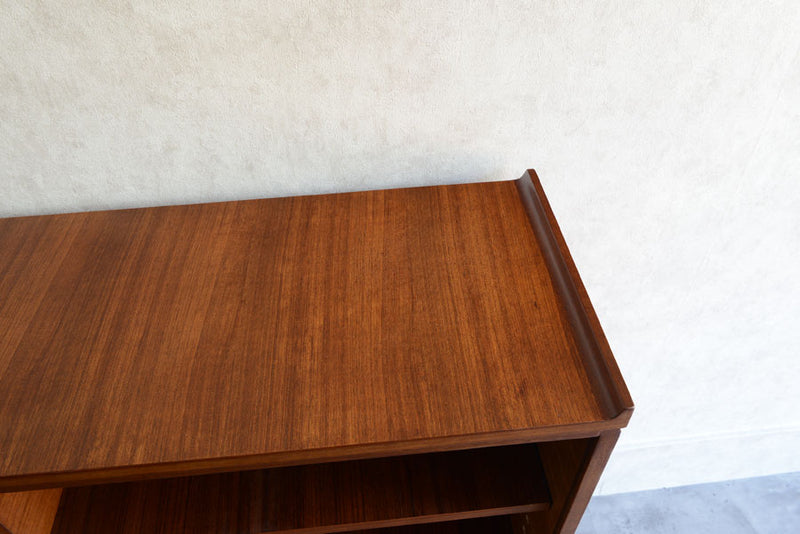 60sガラス扉キャビネット010