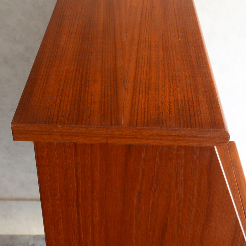 G-PLAN　ジープランキャビネット　アイアンレッグ