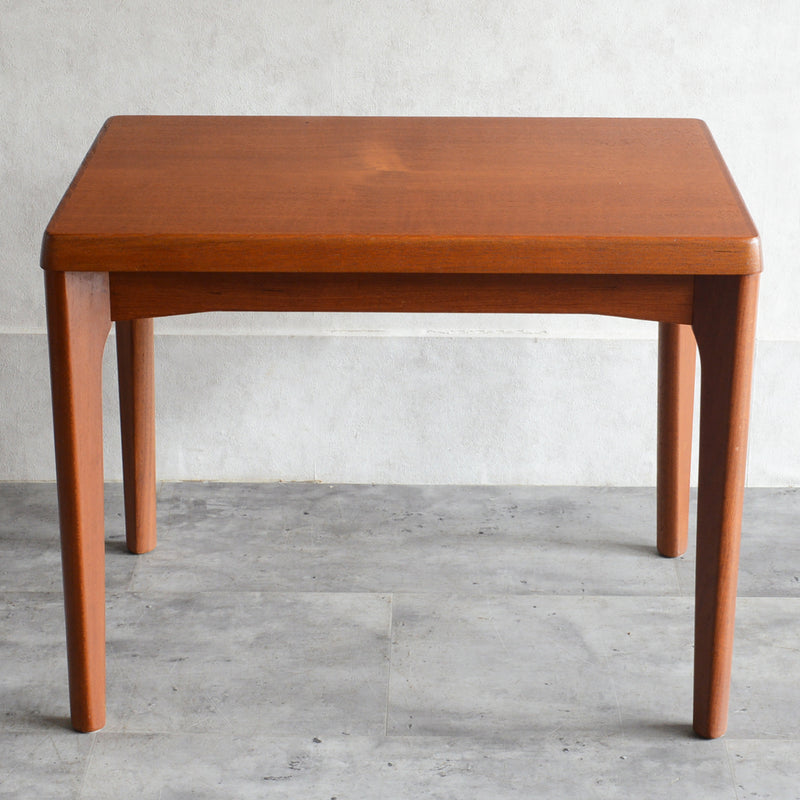 60s デンマーク　チーク サイドテーブル 22