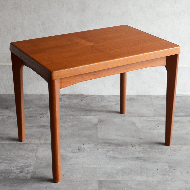 60s デンマーク　チーク サイドテーブル 22