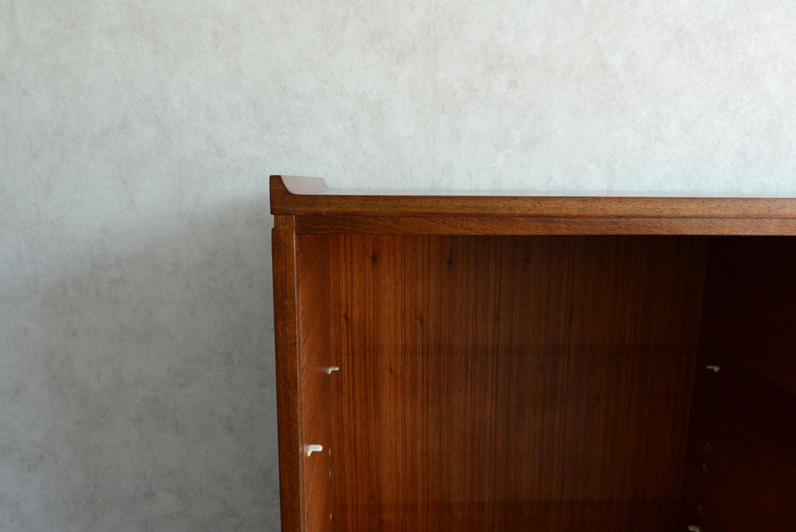 60sガラス扉キャビネット010