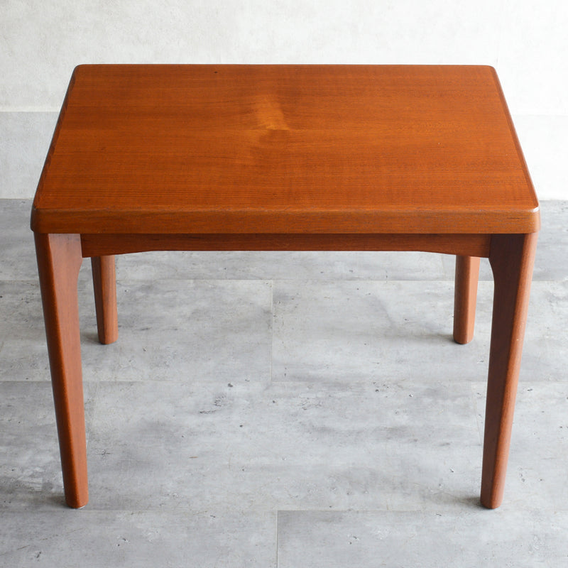 60s デンマーク　チーク サイドテーブル 22