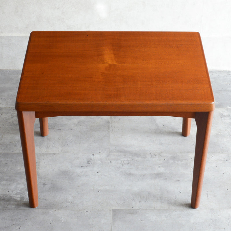60s デンマーク　チーク サイドテーブル 22
