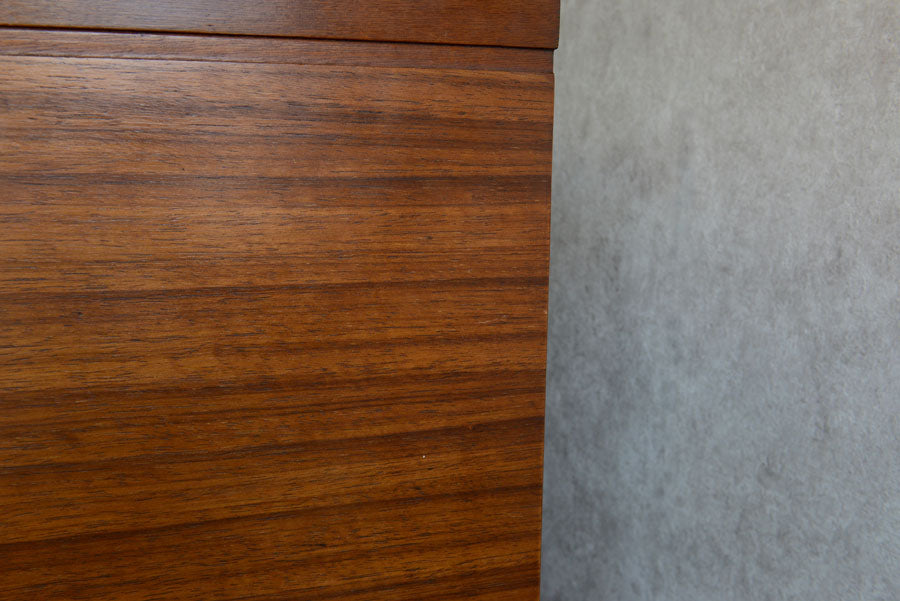 60sガラス扉キャビネット010