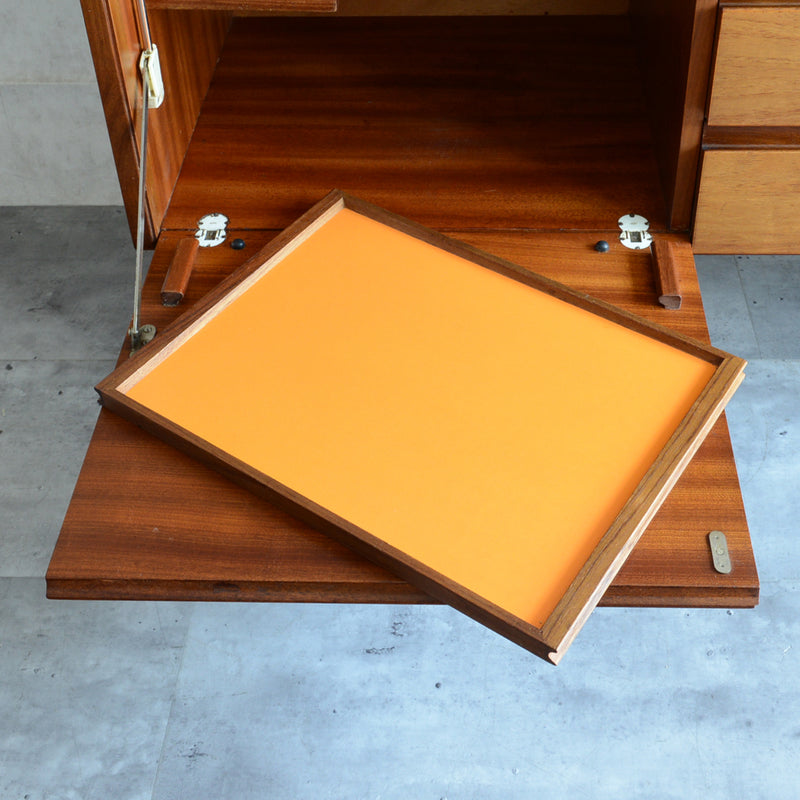 White&Newton ヴィンテージ   サイドボード 02