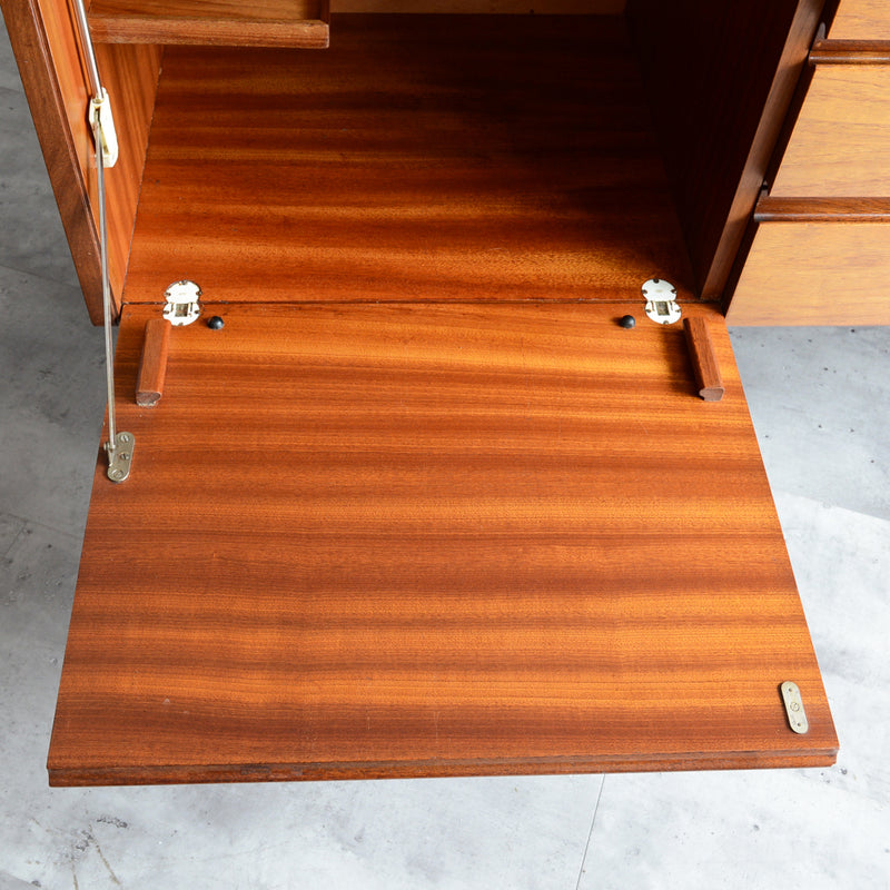 White&Newton ヴィンテージ   サイドボード 02