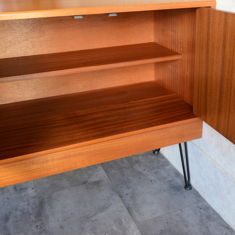 G-PLAN ジープラン サイドボード 14 アイアンレッグ (天板剥離再塗装済）