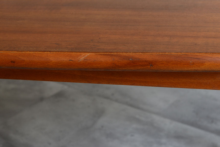 ミッドセンチュリー　コーヒーテーブル　チーク