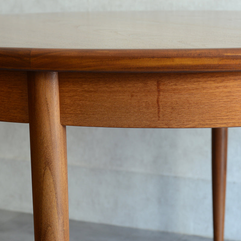 （Ｅ様ご予約品）G-PLAN ジープラン　エクステンション ラウンドテーブル68（天板剥離再塗装済）