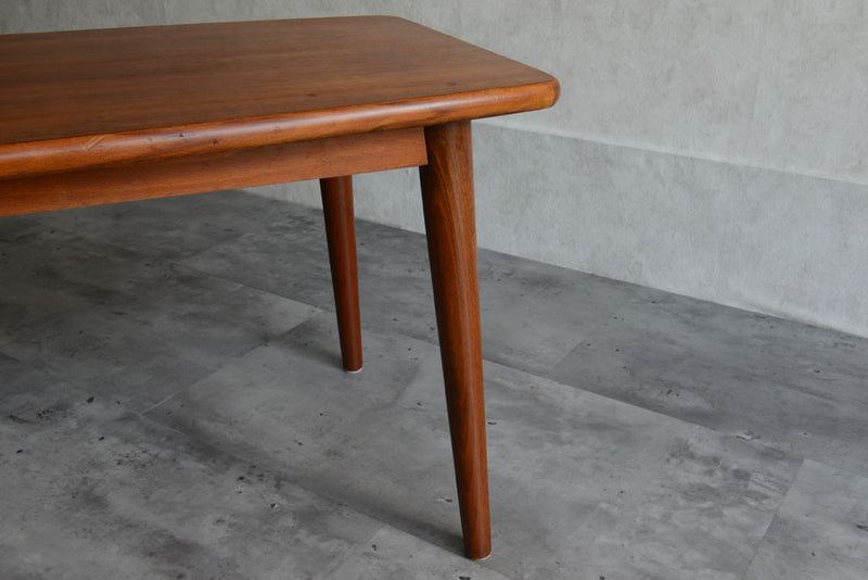 ミッドセンチュリー　コーヒーテーブル　チーク