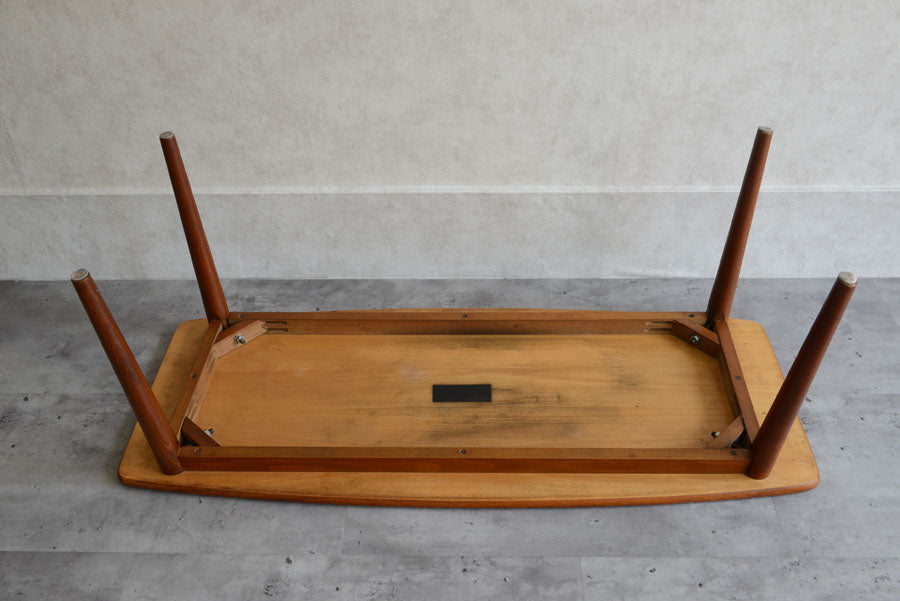 ミッドセンチュリー　コーヒーテーブル　チーク