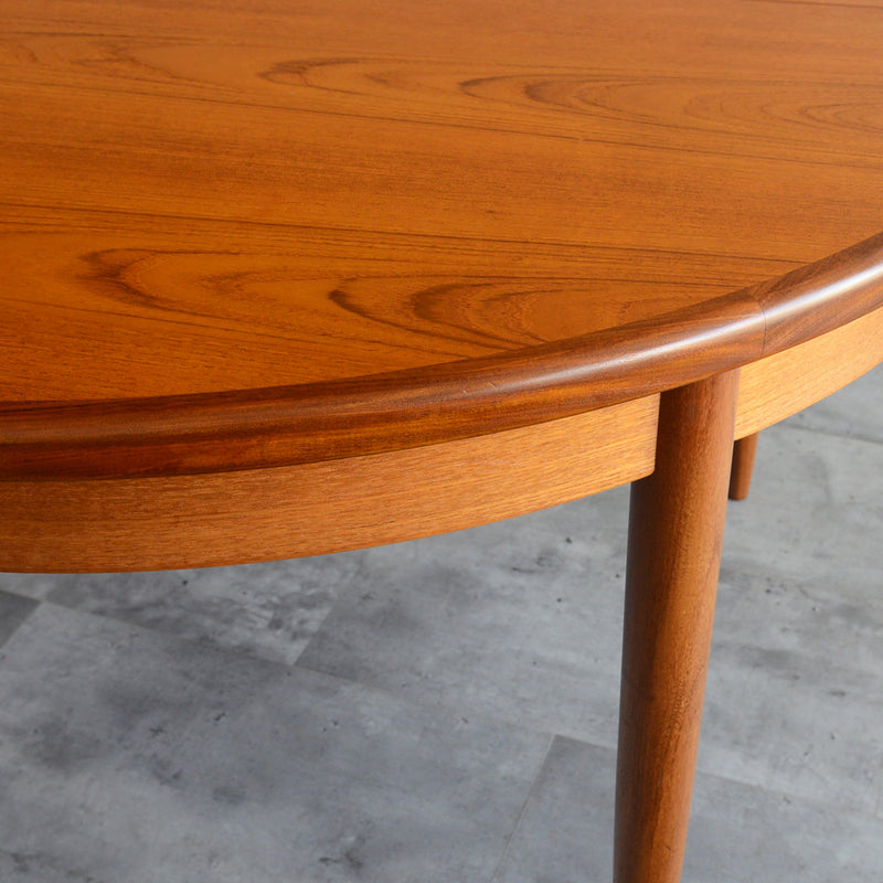 （Ｅ様ご予約品）G-PLAN ジープラン　エクステンション ラウンドテーブル68（天板剥離再塗装済）