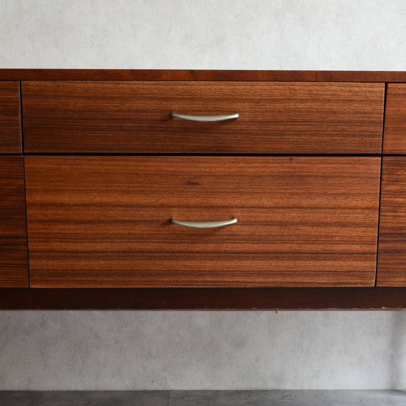 STAGスタッグ　サイドボード