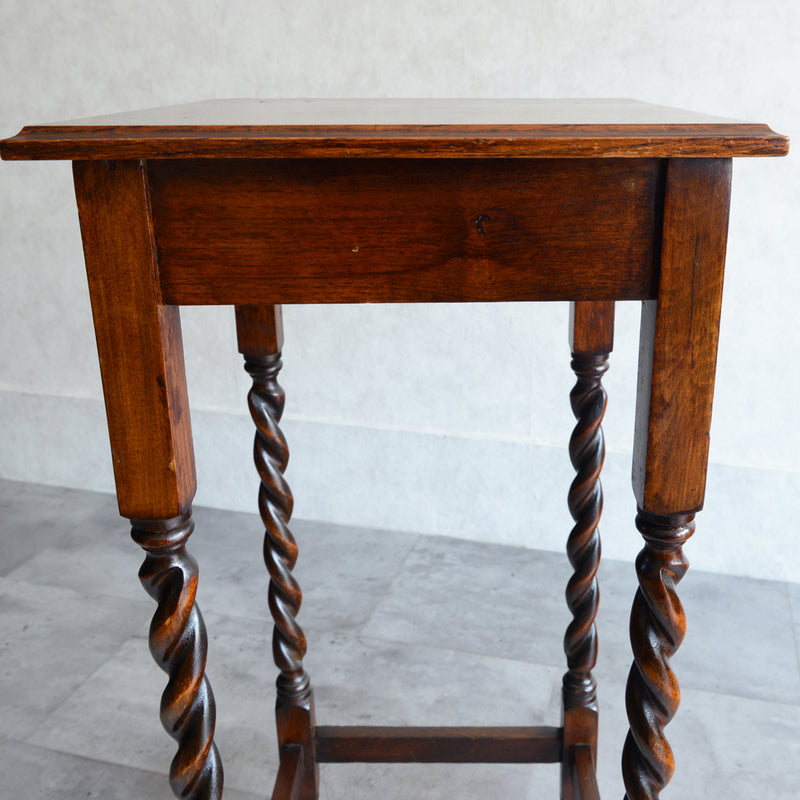 クラシックサイドテーブル (スクエア） オケージョナルテーブル07