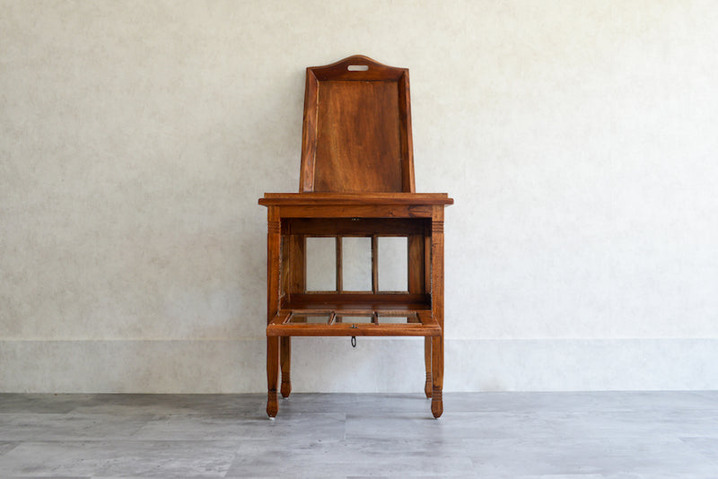 オランダ クラシック　トレー付きキャビネット