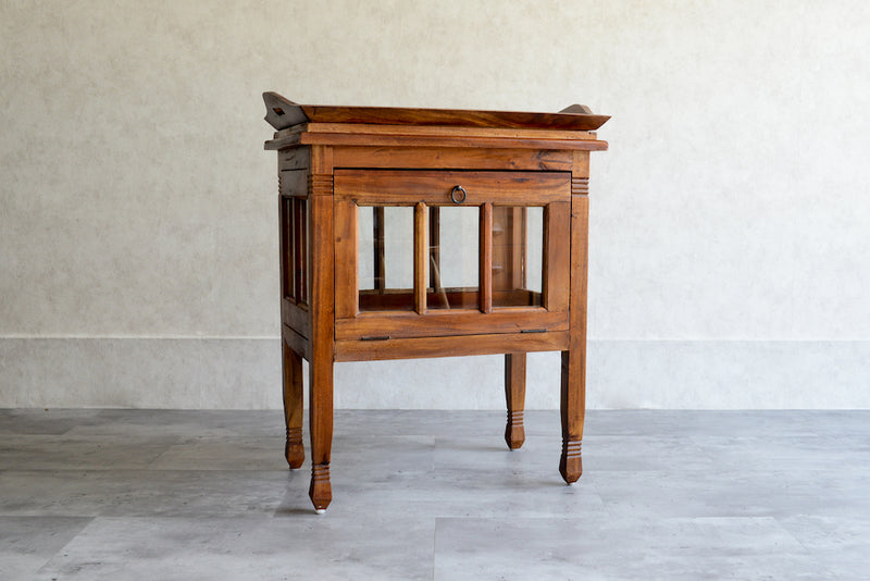 オランダ クラシック　トレー付きキャビネット