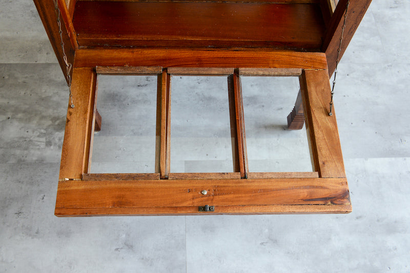 オランダ クラシック　トレー付きキャビネット