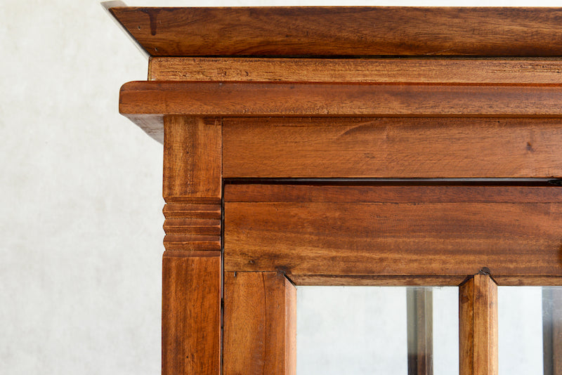 オランダ クラシック　トレー付きキャビネット