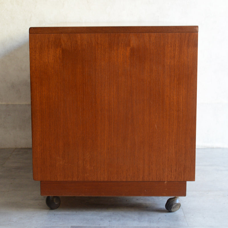 G-PLAN ジープラン TVボード/AVボード(天板剥離再塗装済）