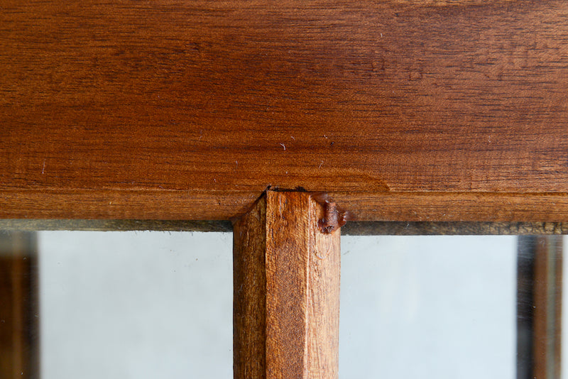 オランダ クラシック　トレー付きキャビネット