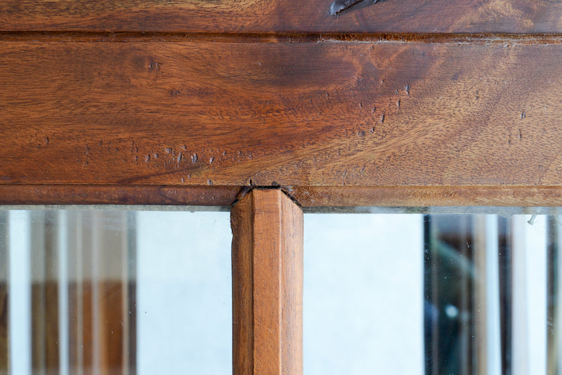 オランダ クラシック　トレー付きキャビネット