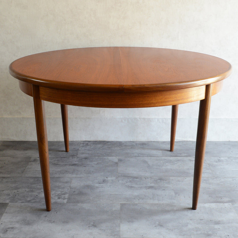 G-PLAN ジープラン　エクステンション ラウンドテーブル64 （天板剥離再塗装済）