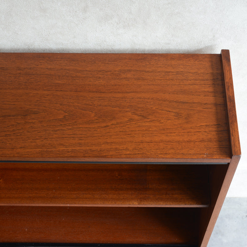 60s チーク ガラスキャビネット 32