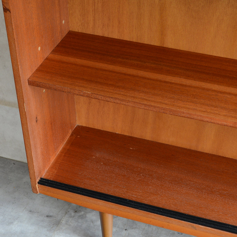 60s チーク ガラスキャビネット 32