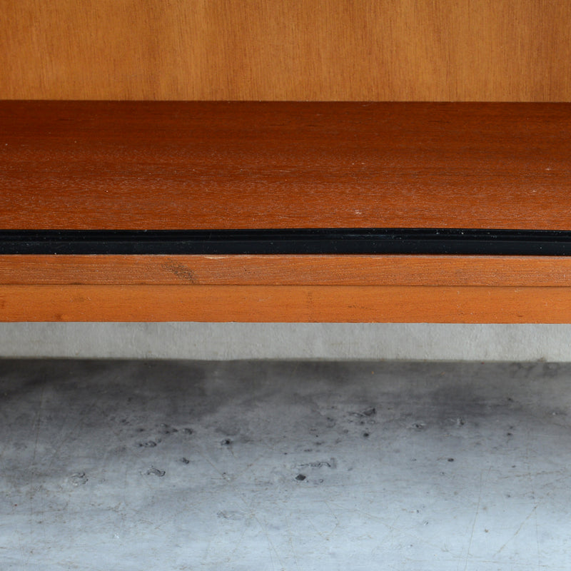 60s チーク ガラスキャビネット 32