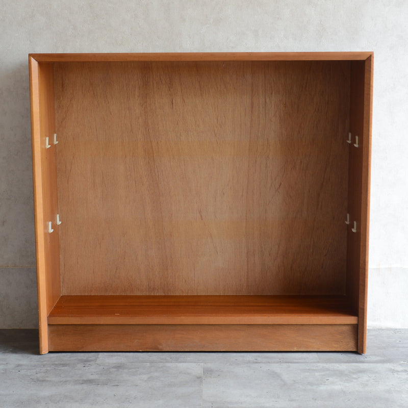 60S Herbert E. Gibbs ガラスキャビネット37