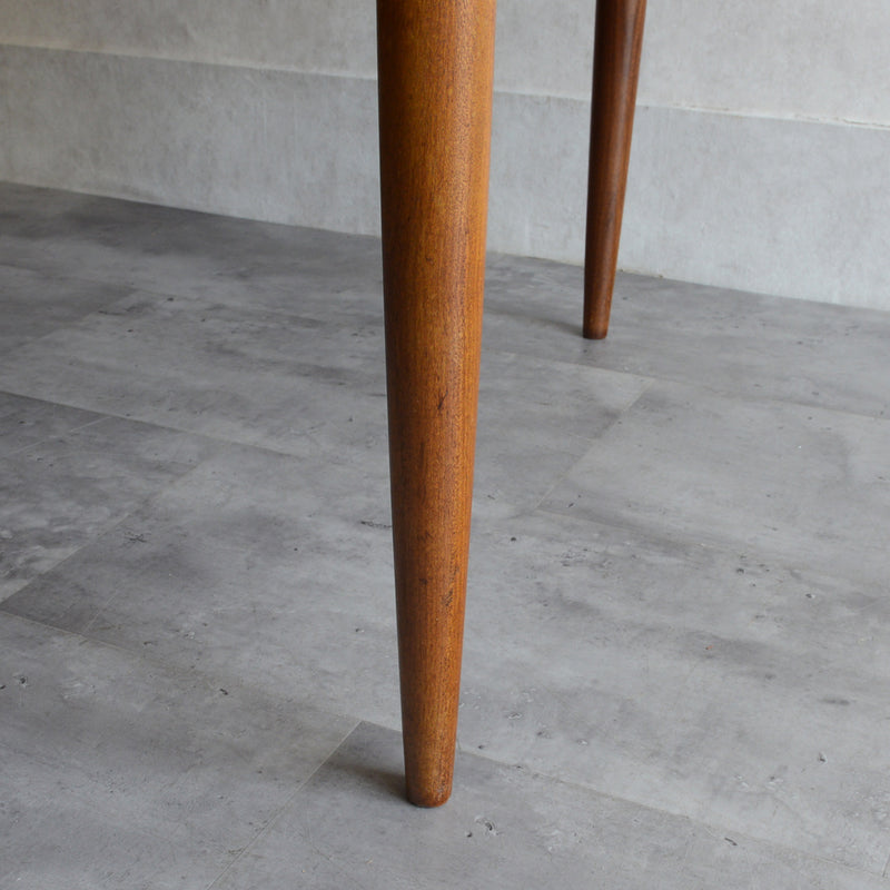 G-PLAN ジープラン　エクステンション ラウンドテーブル64 （天板剥離再塗装済）