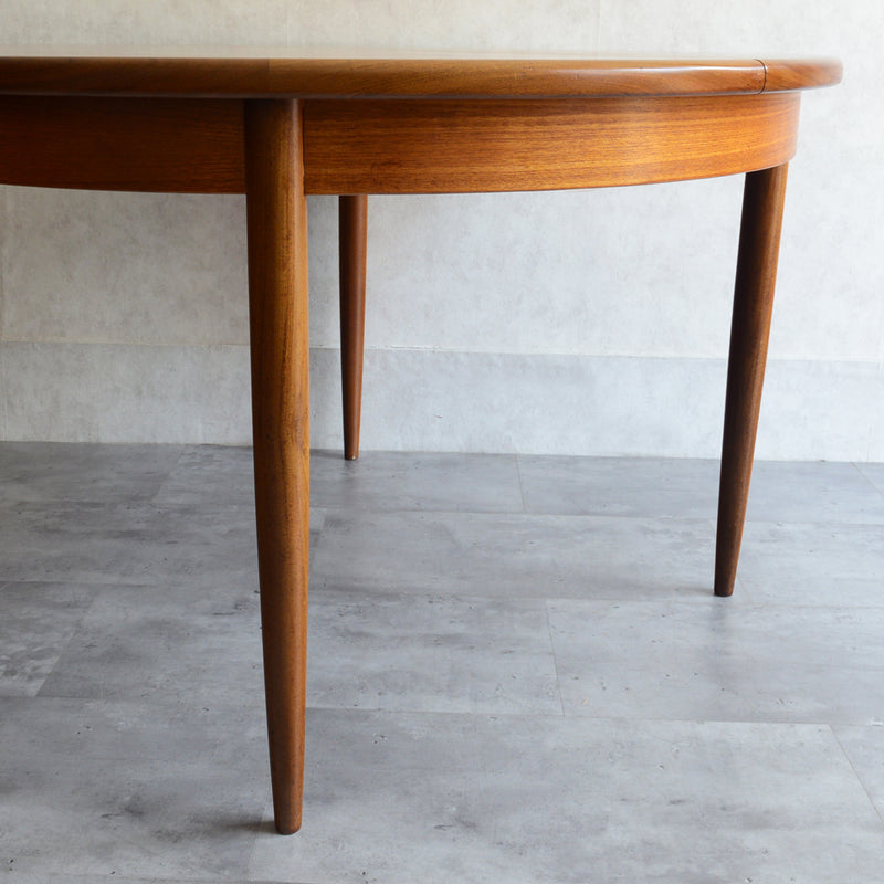 G-PLAN ジープラン　エクステンション ラウンドテーブル64 （天板剥離再塗装済）