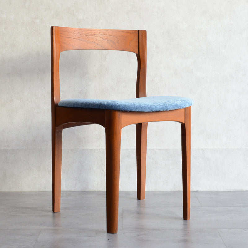 Nathan ネイサン　ダイニングチェアA（ブルー）