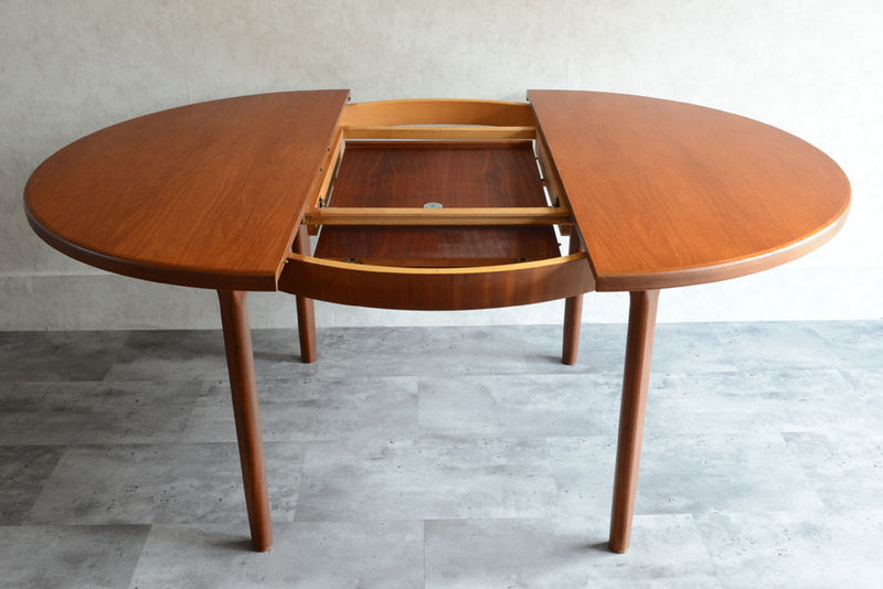 マッキントッシュ　McINTOSH エクステンション ラウンドダイニングテーブル02