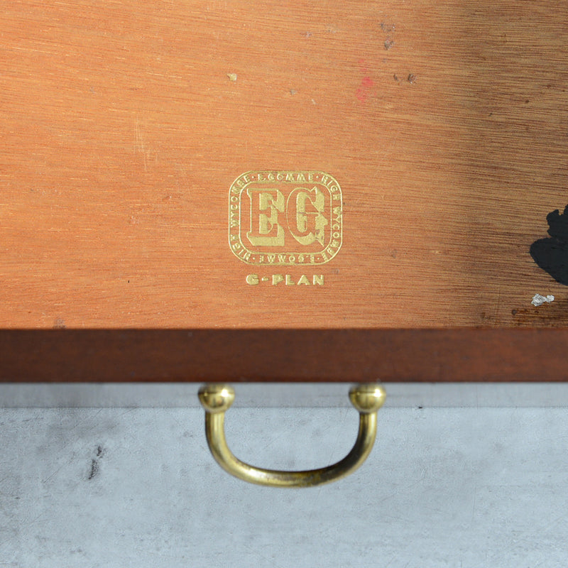 G-PLAN ジープラン Tola&Black　サイドボード02