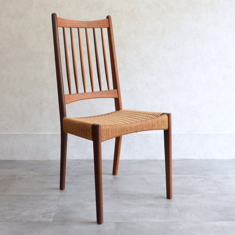 Arne Hovmand Olsen　ペーパーコードチェアC