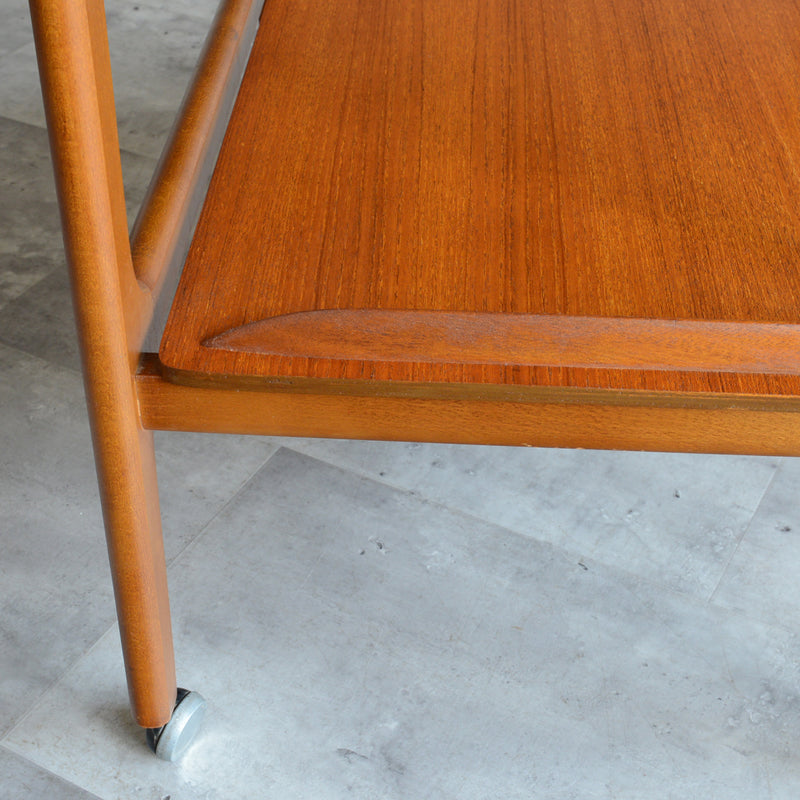 60Sヴィンテージ チークワゴン/サイドテーブル(天板剝離再塗装済）