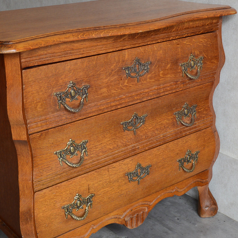 ベルギークラシックオークチェスト(3段）