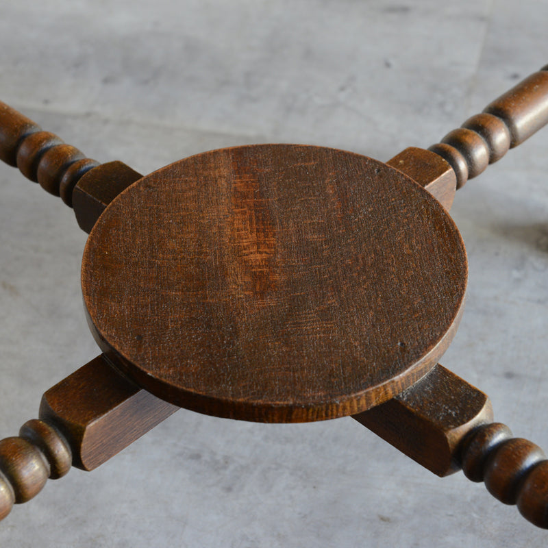 クラシック　ラウンドサイドテーブル10