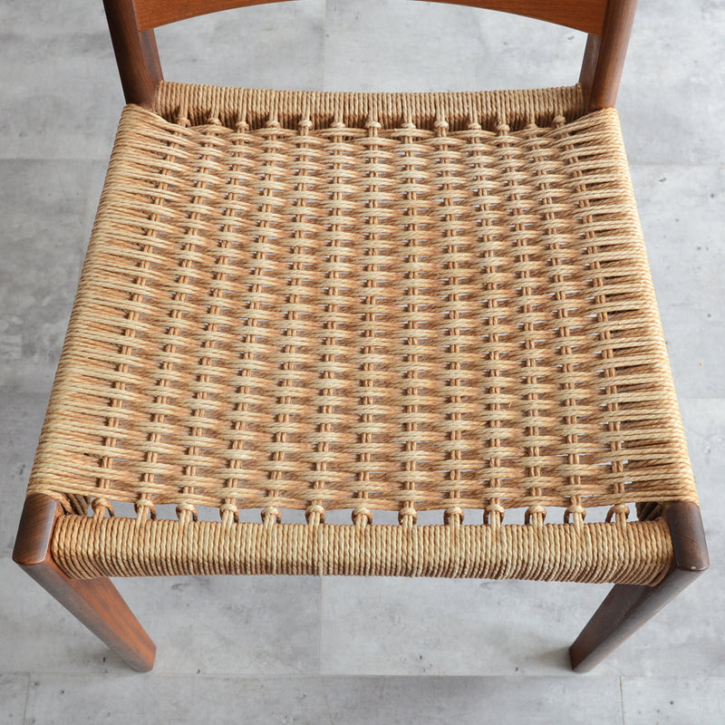 Arne Hovmand Olsen　ペーパーコードチェア D