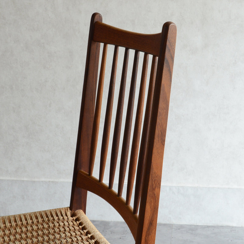 Arne Hovmand Olsen　ペーパーコードチェア D