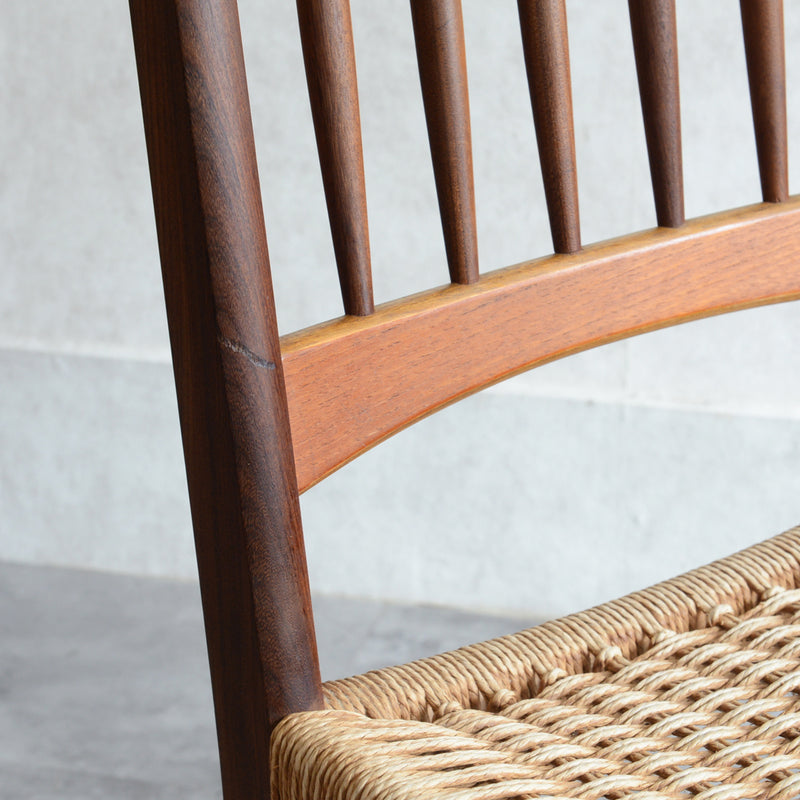 Arne Hovmand Olsen　ペーパーコードチェア D