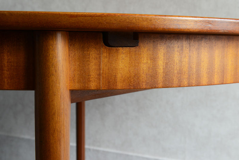 マッキントッシュ　McINTOSH  エクステンション ラウンドダイニングテーブル01　