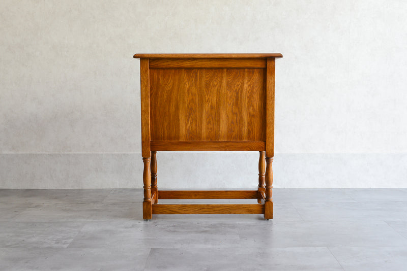 オランダ　クラシックミニキャビネット08