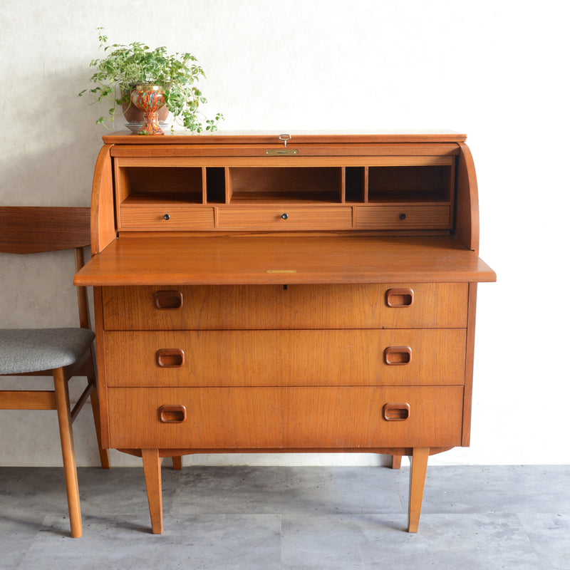 北欧 Markaryds Mobelindustri　ロールトップ ライティングビューロー